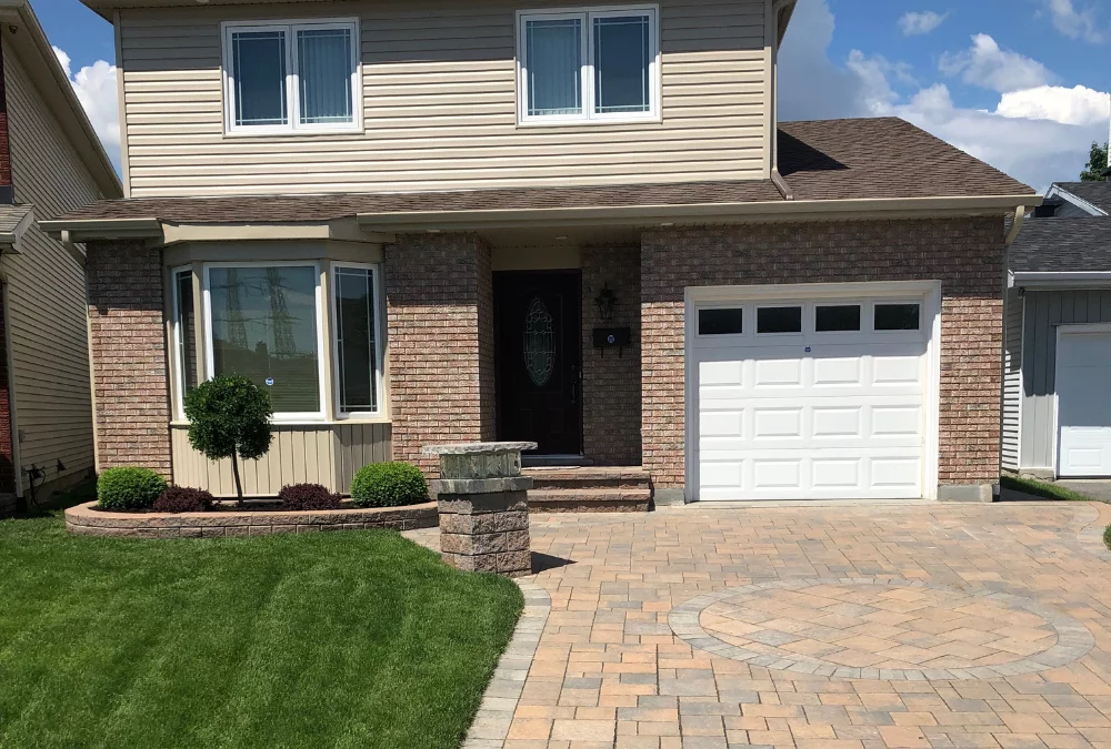 Vinyl Siding Replacement in Nepean